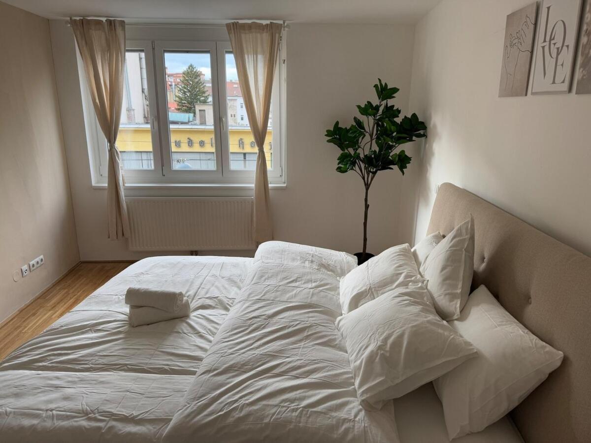 Apartament 2br, Danube, Central, U6 & S-bahn - Axara Housing Brn 16 *