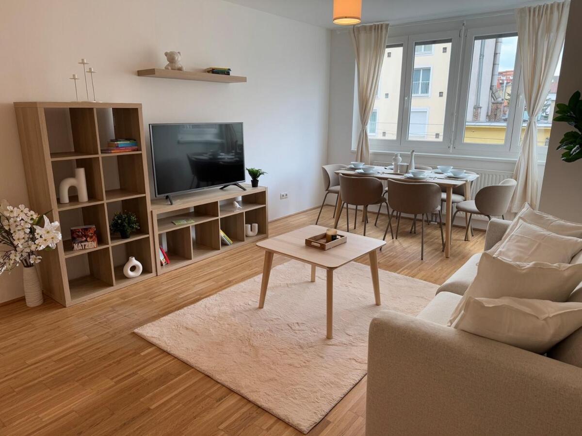 2br, Danube, Central, U6 & S-bahn - Axara Housing Brn 16 * Vienna